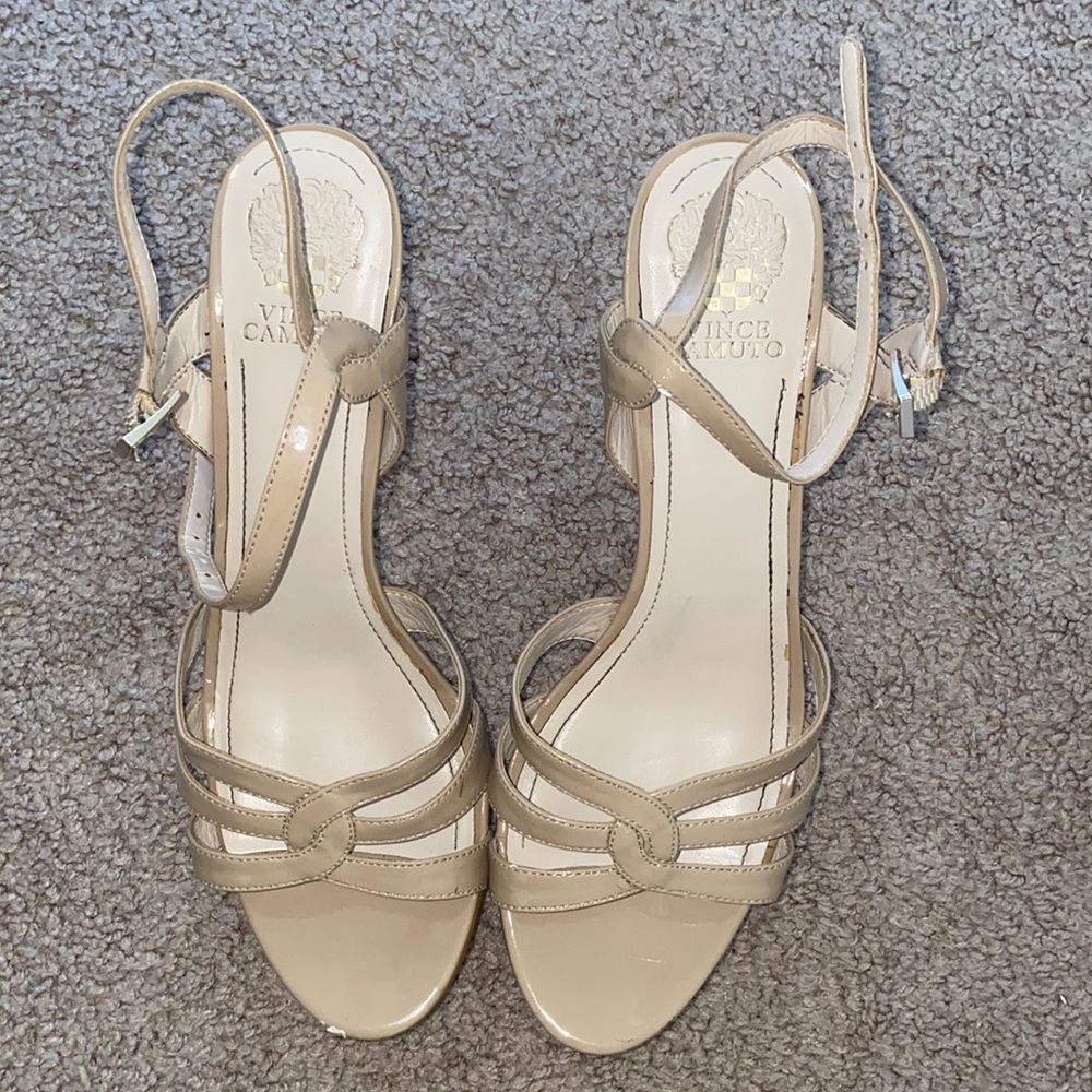 High heel, Vince camuto shoes size 11